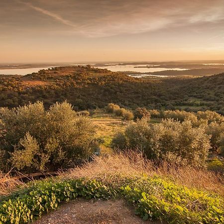 ホテル Monte Farropo モンサラズ エクステリア 写真